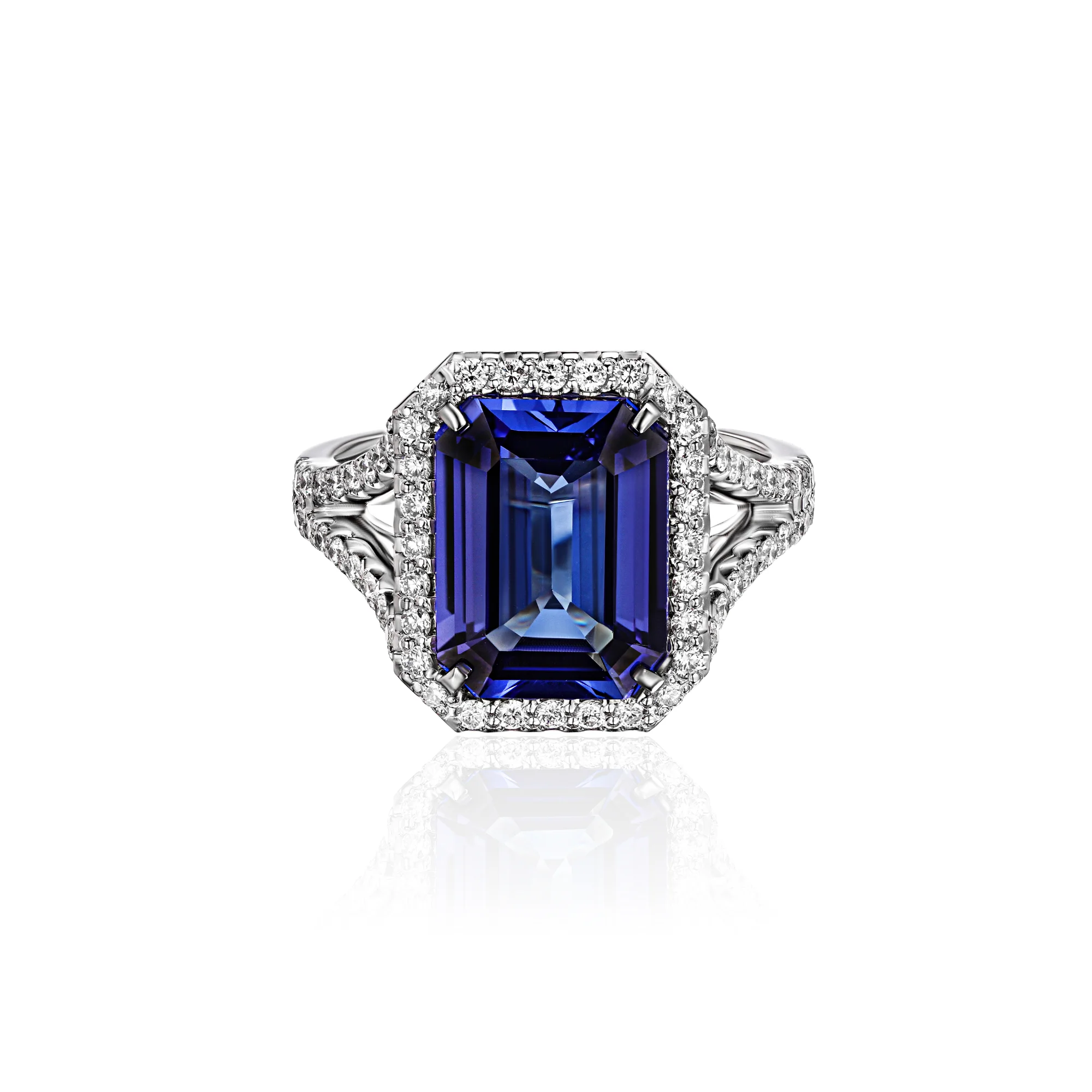 Кольцо с Сапфиром 4,50 карата «Vivid Blue»